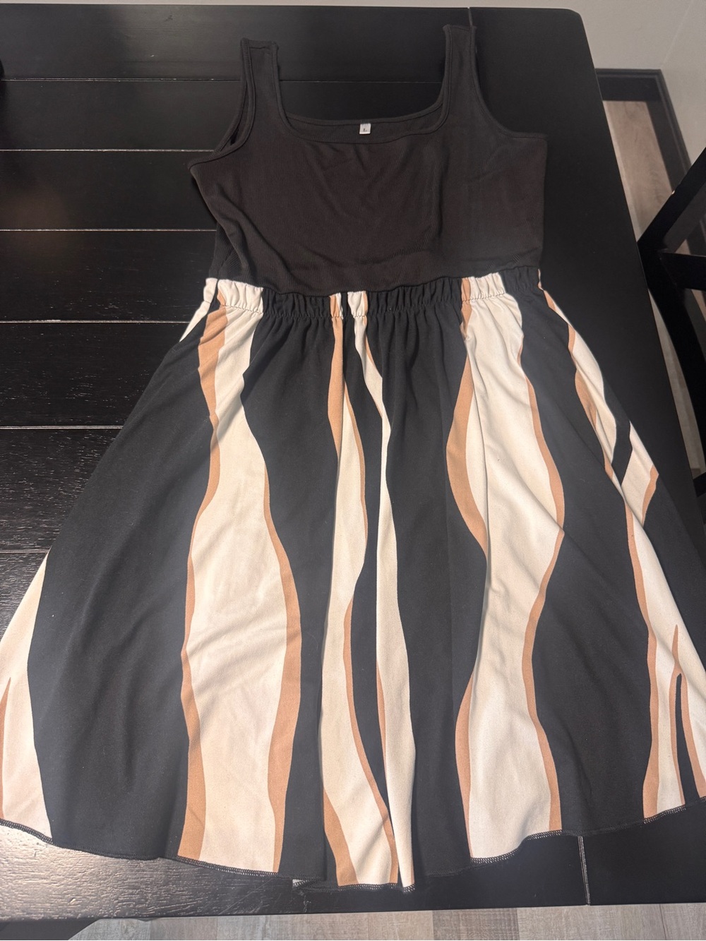 Amazon Black Tank Dress with Cream & Tan Wave Skirt size large